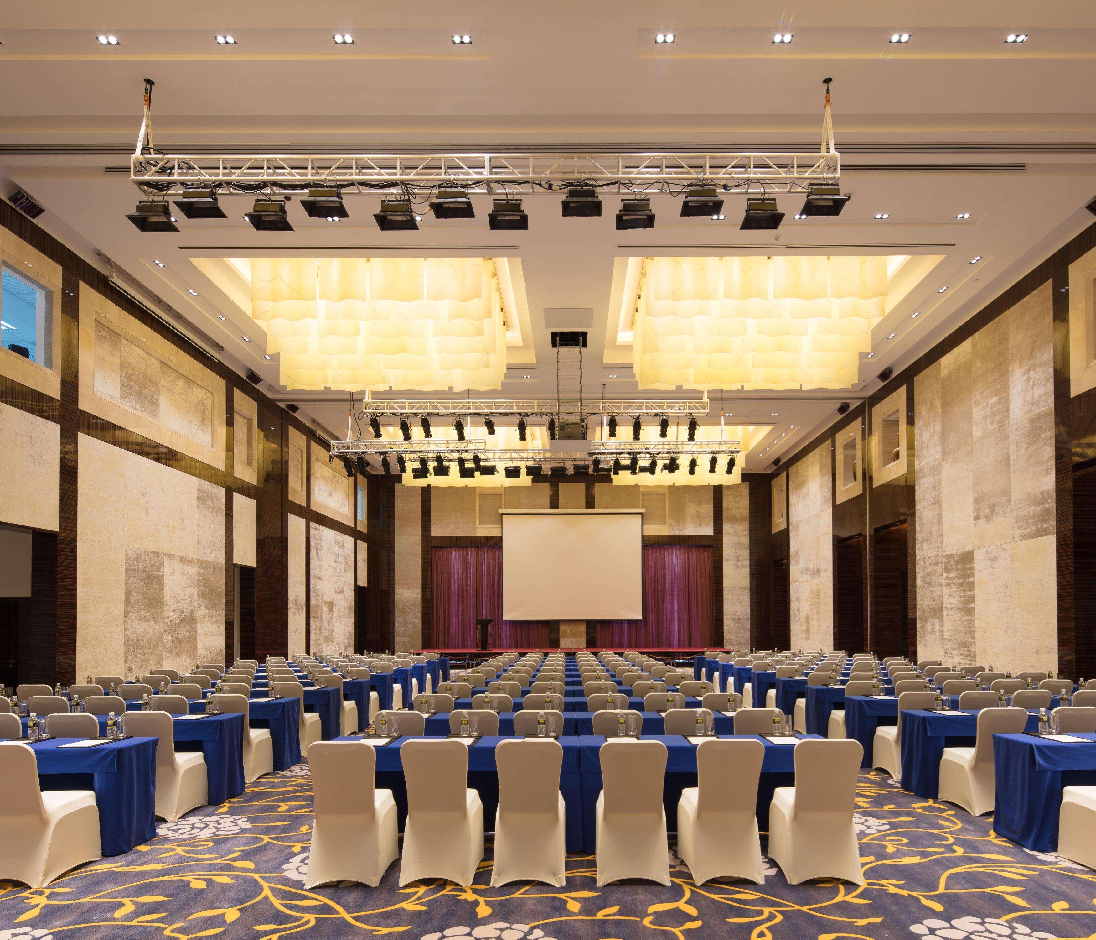 Thousand Cranes Sanya Yazhou Bay Int'L Exchange Centre,Curio By Hilton Экстерьер фото